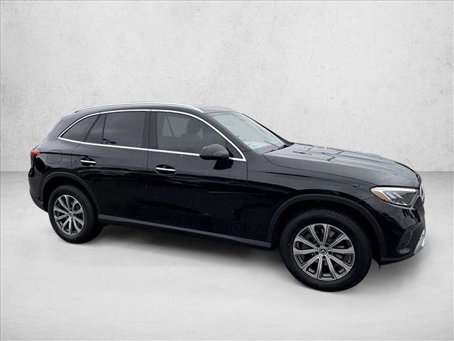 New 2026 Mercedes-Benz GLC 300 image 4