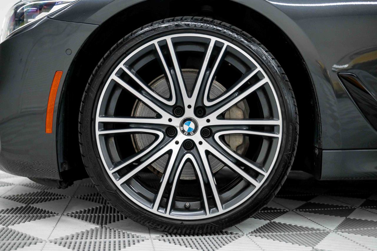 Used 2019 BMW 540i w/ M Sport Package RWD image 33