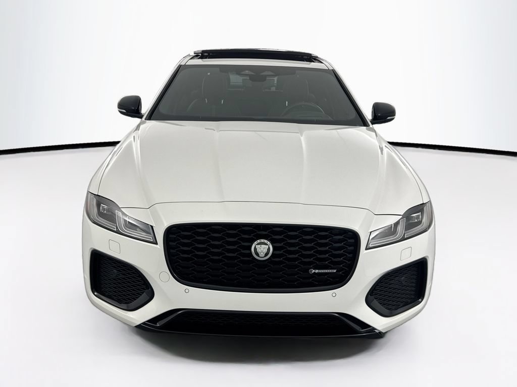 Used 2024 Jaguar XF R-Dynamic SE AWD/4WD image 2
