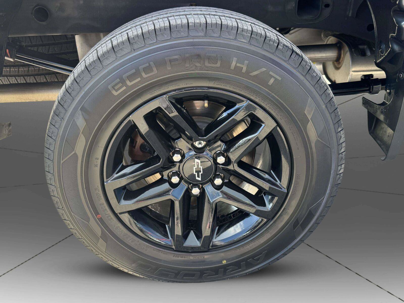 Used 2021 Chevrolet Silverado 1500 LT Trail Boss AWD/4WD image 46