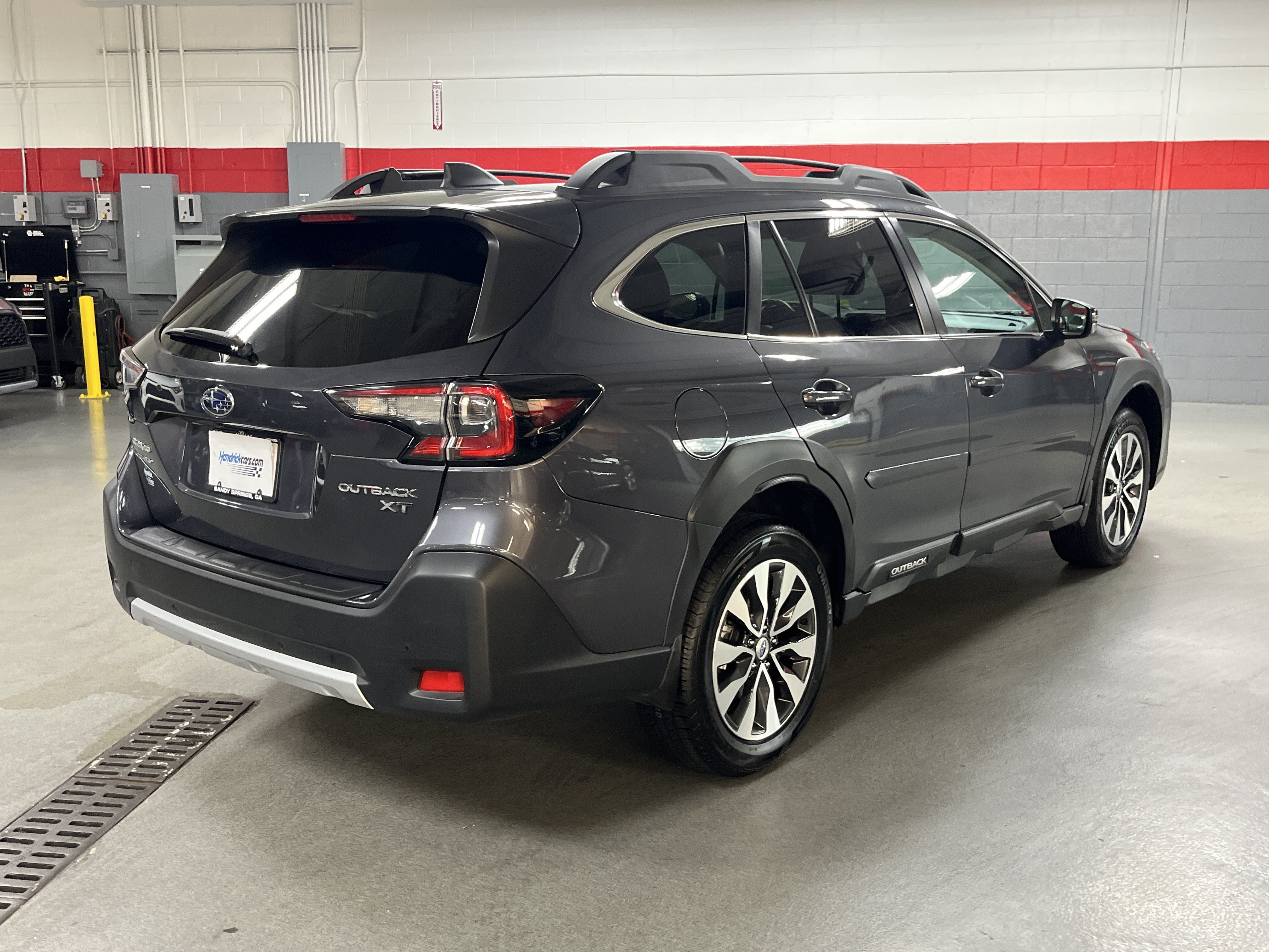 Used 2024 Subaru Outback Limited XT w/ Popular Package #2 AWD/4WD image 10