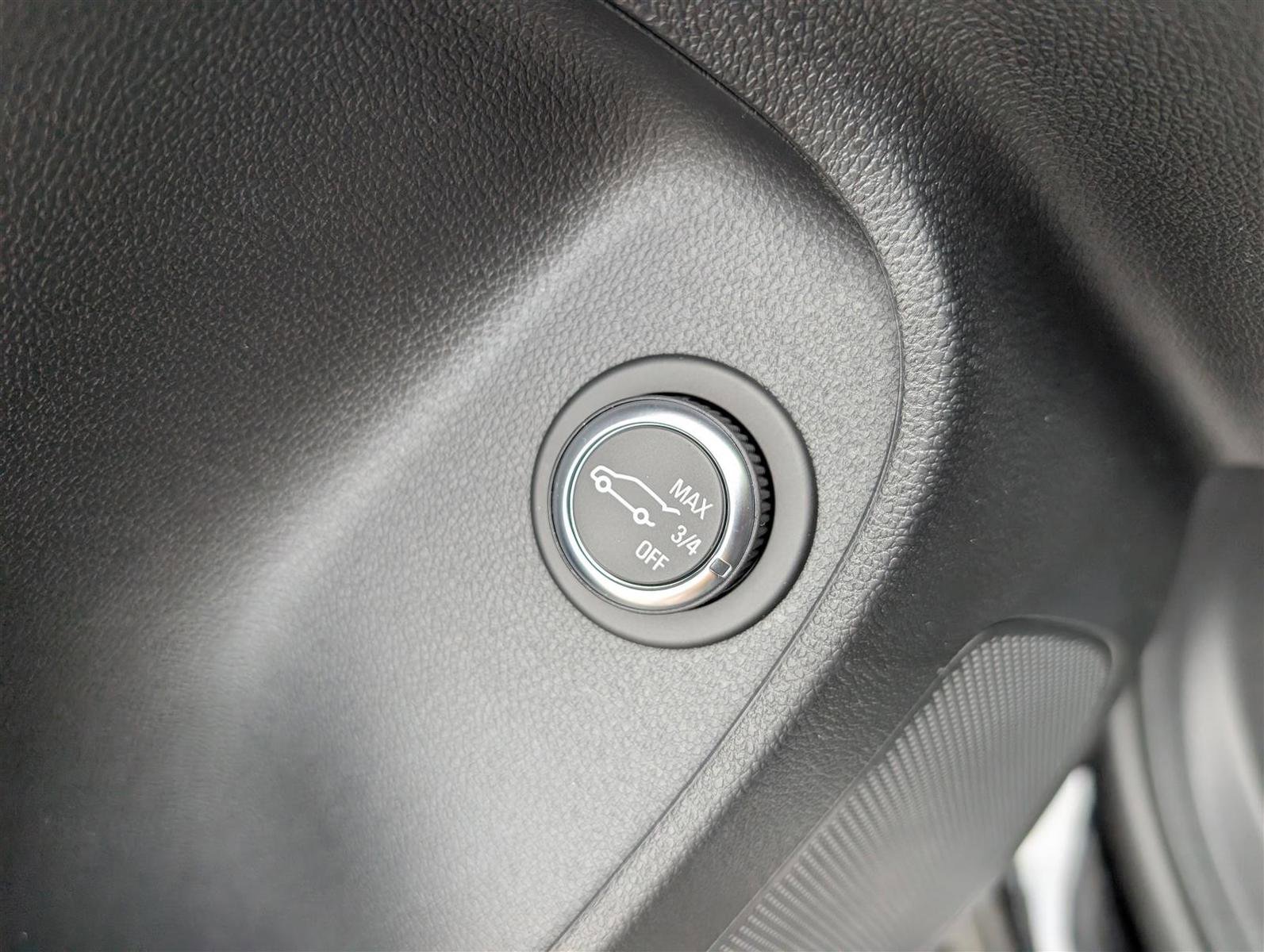 New 2025 Buick Envista Avenir image 19