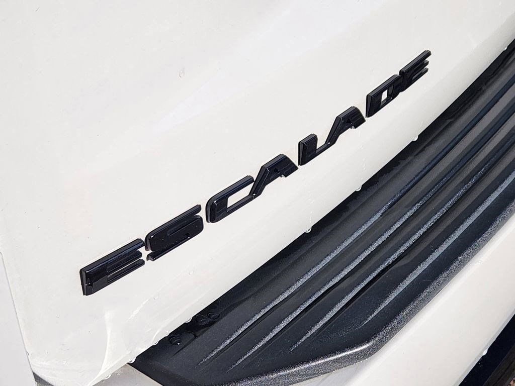 Used 2023 Cadillac Escalade V w/ LPO, ONYX Package image 30