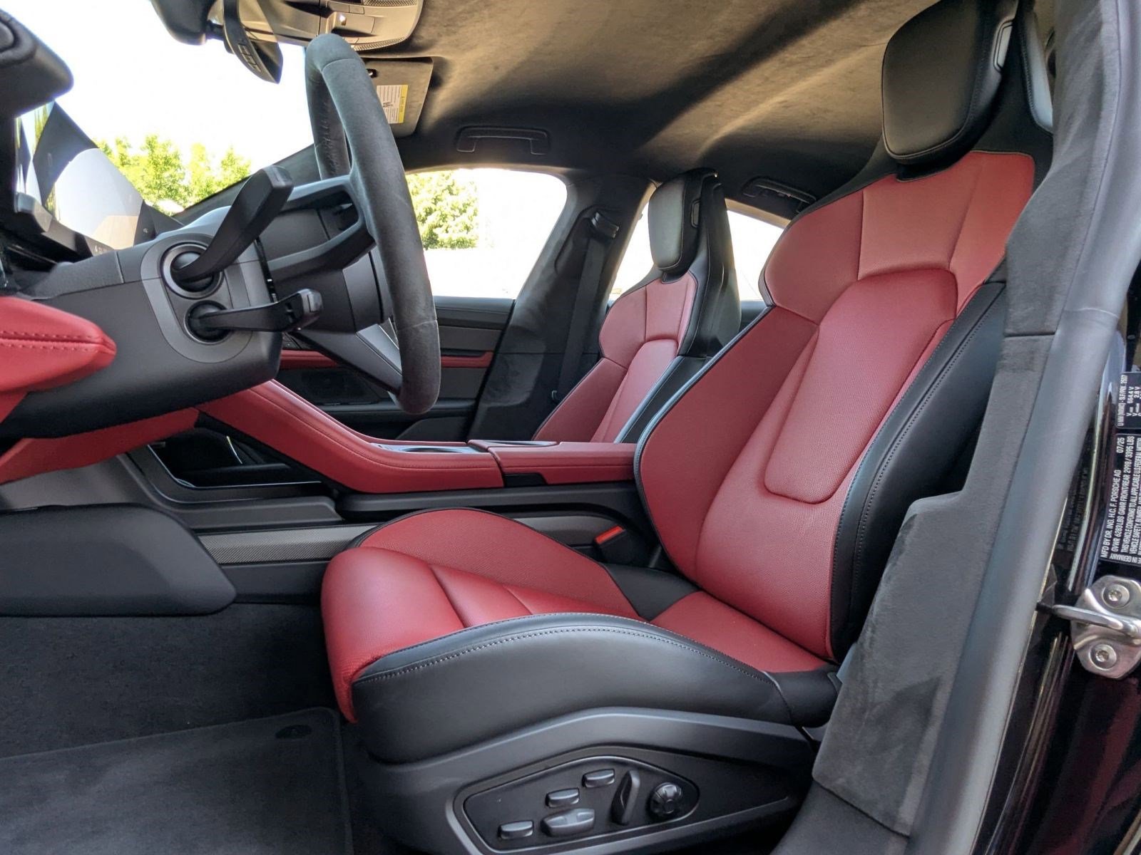 New 2026 Porsche Taycan GTS image 5