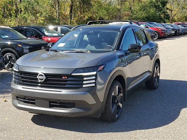 New 2026 Nissan Kicks SR w/ Cold Weather Package image 2