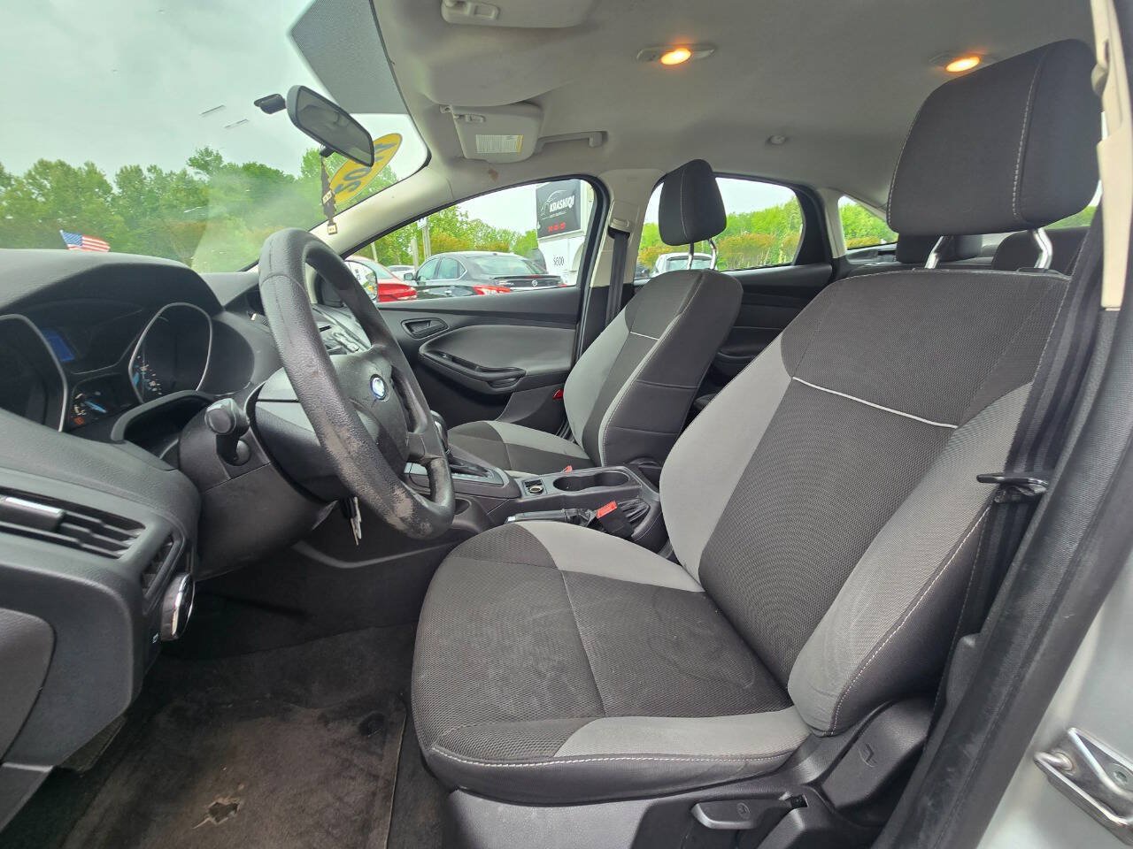 Used 2014 Ford Focus S FWD image 14