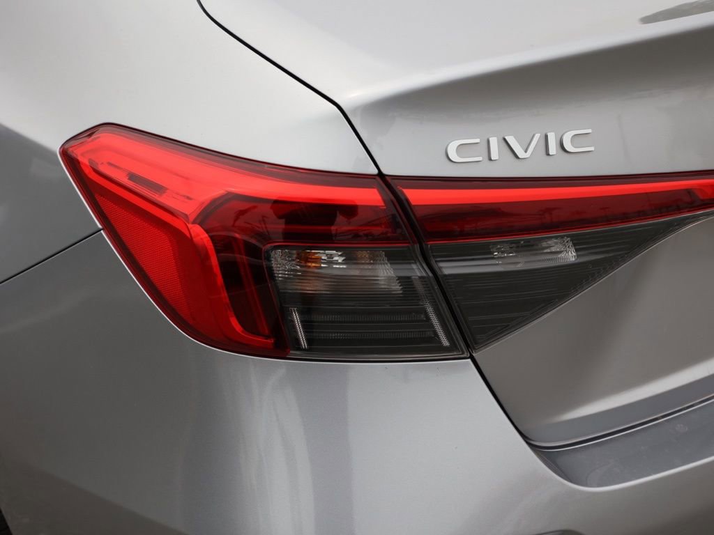 Used 2023 Honda Civic Sport image 7