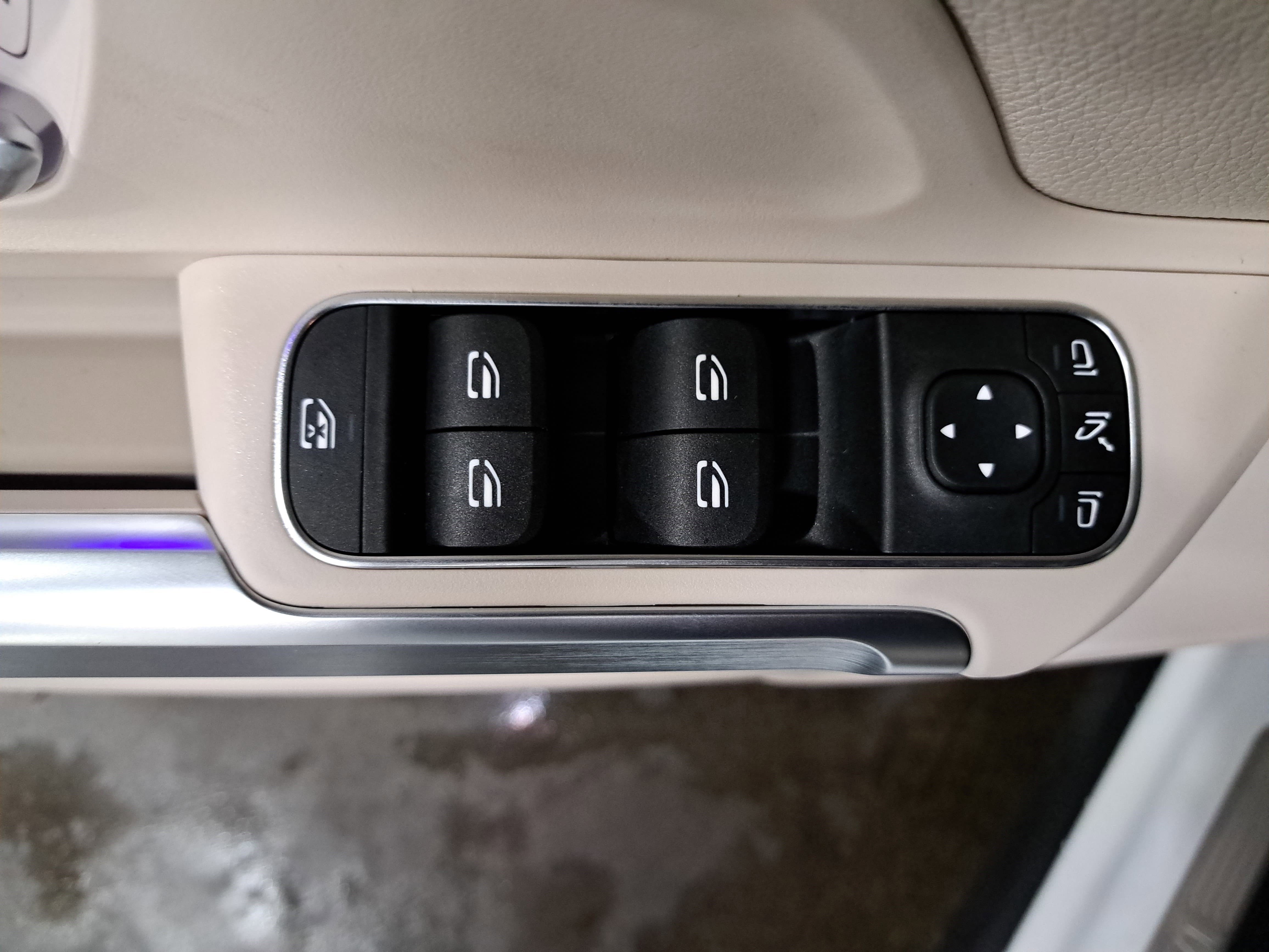 New 2026 Mercedes-Benz GLB 250 4MATIC image 28