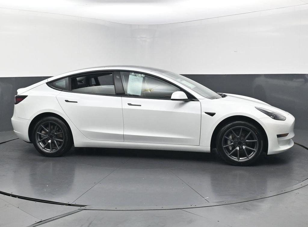 Used 2023 Tesla Model 3 Standard Range RWD image 5