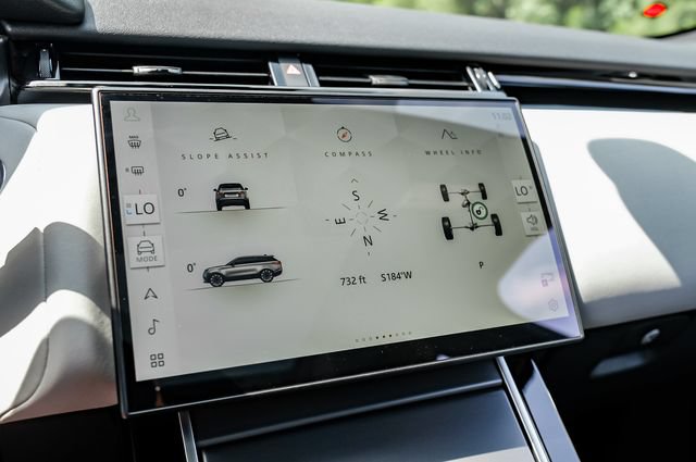 New 2026 Land Rover Range Rover Velar S AWD/4WD image 34