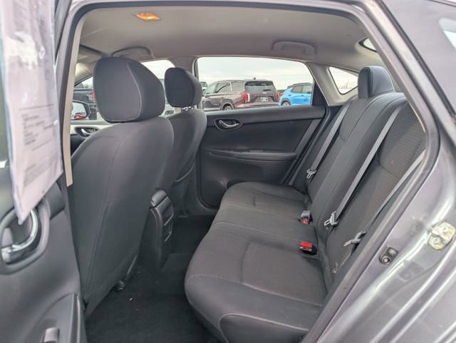 Used 2019 Nissan Sentra S image 9