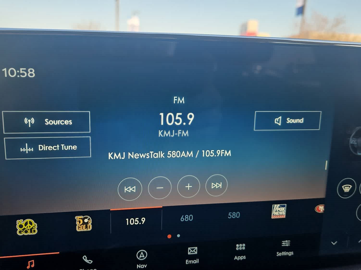 Used 2023 Lincoln Nautilus Reserve w/ Luxury Package image 16