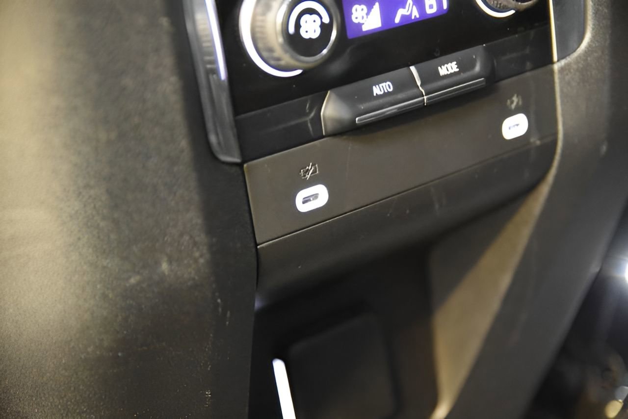 Used 2023 Chevrolet Tahoe LT image 30