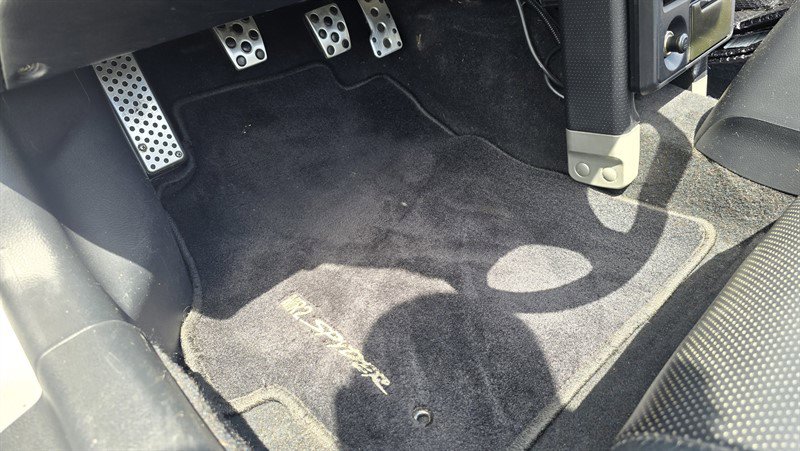 Used 2001 Toyota MR2 image 31