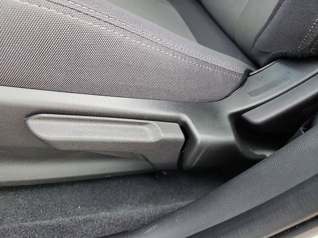 Certified 2025 Subaru Crosstrek 2.0i image 14