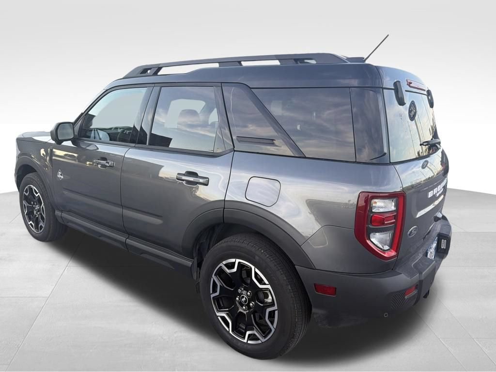 Used 2025 Ford Bronco Sport Outer Banks w/ Outer Banks Tech Package+ AWD/4WD image 35