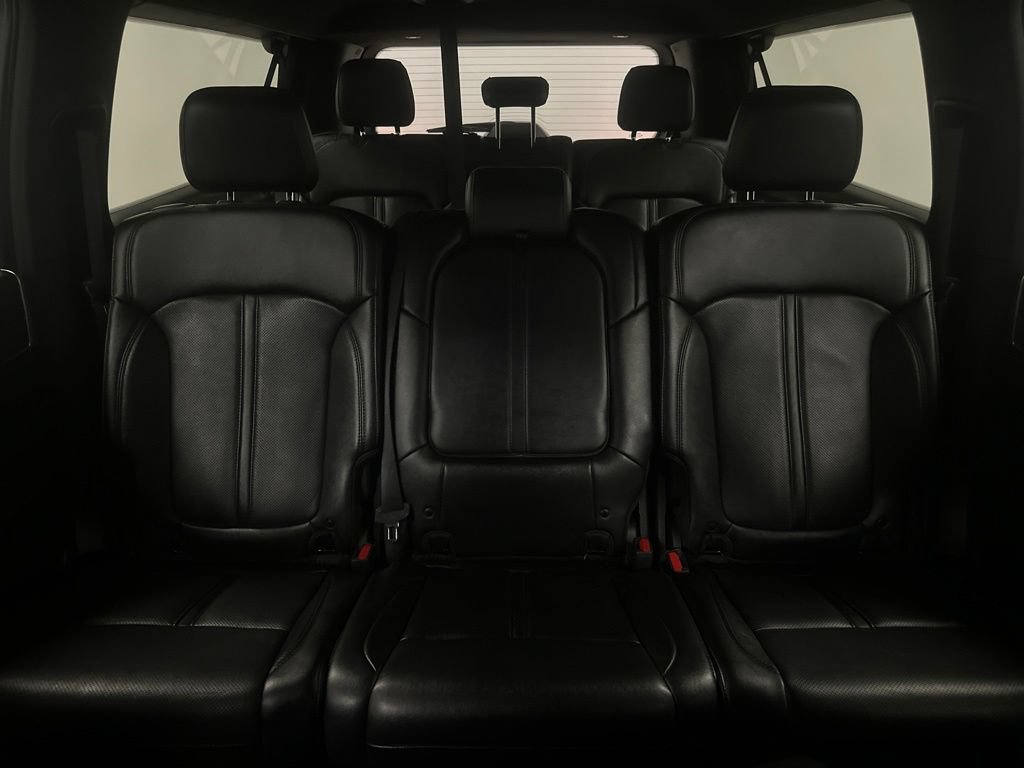 Used 2024 Jeep Wagoneer L Series II w/ Flexible Seating Group AWD/4WD image 16