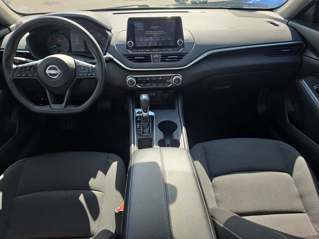 Certified 2025 Nissan Altima 2.5 S FWD image 12
