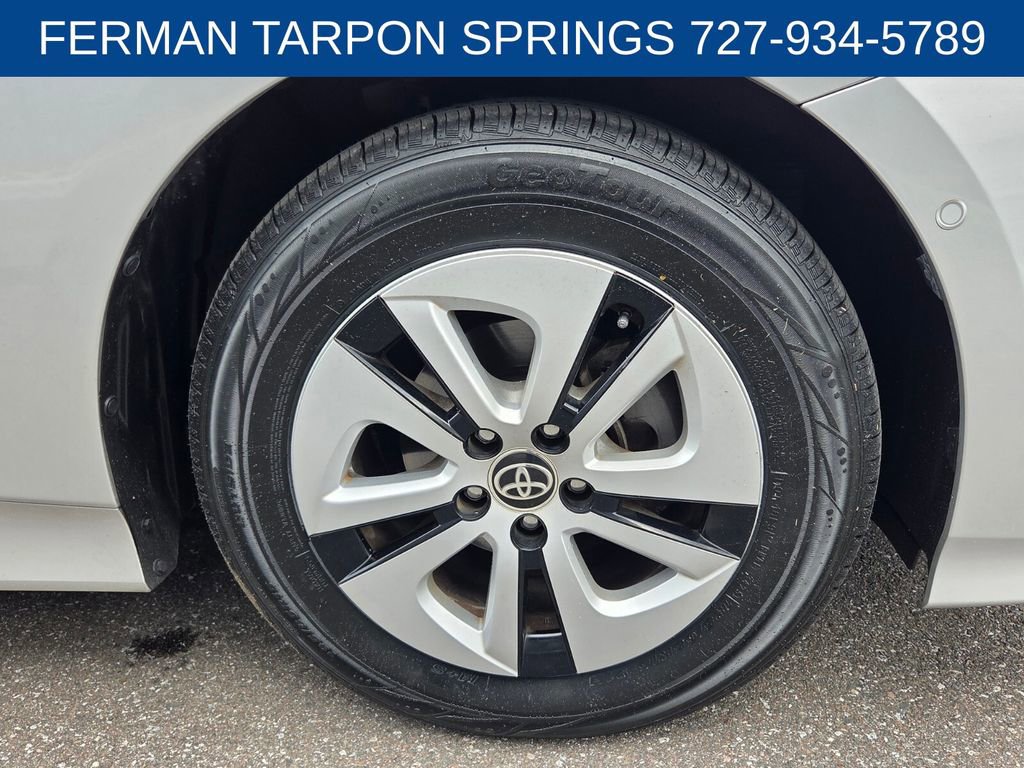 Used 2018 Toyota Prius Four Touring image 10