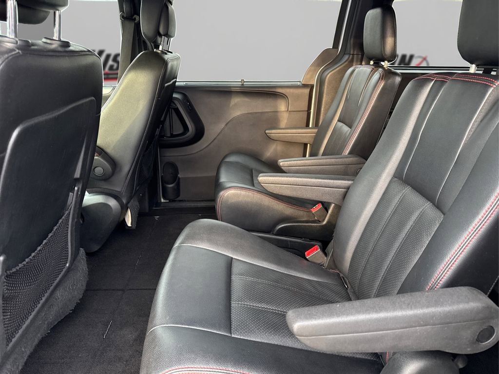 Used 2018 Dodge Grand Caravan GT image 10
