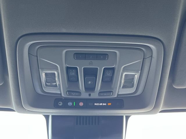 Used 2024 GMC Sierra 1500 Denali AWD/4WD image 38