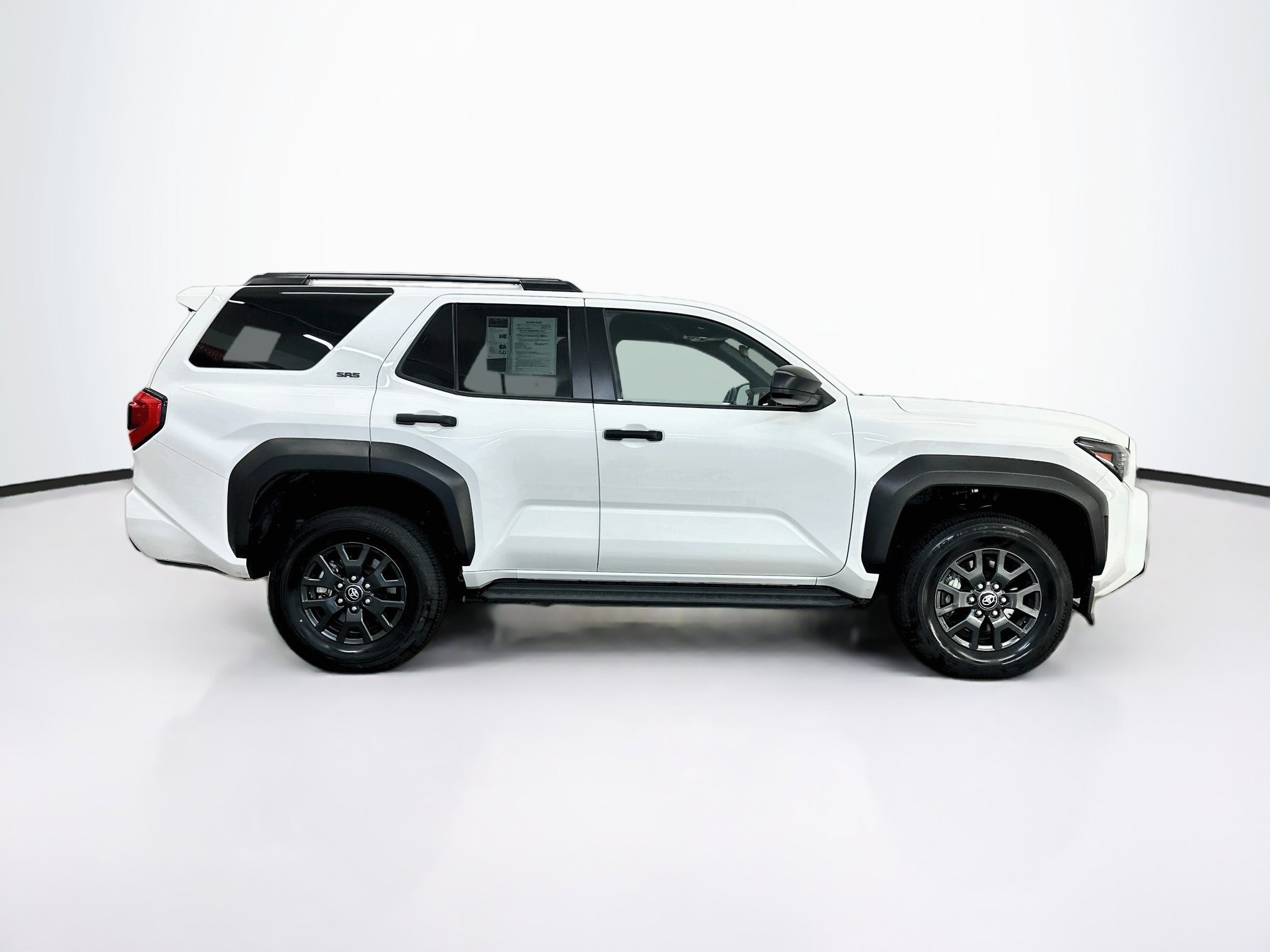 Used 2025 Toyota 4Runner SR5 AWD/4WD image 10