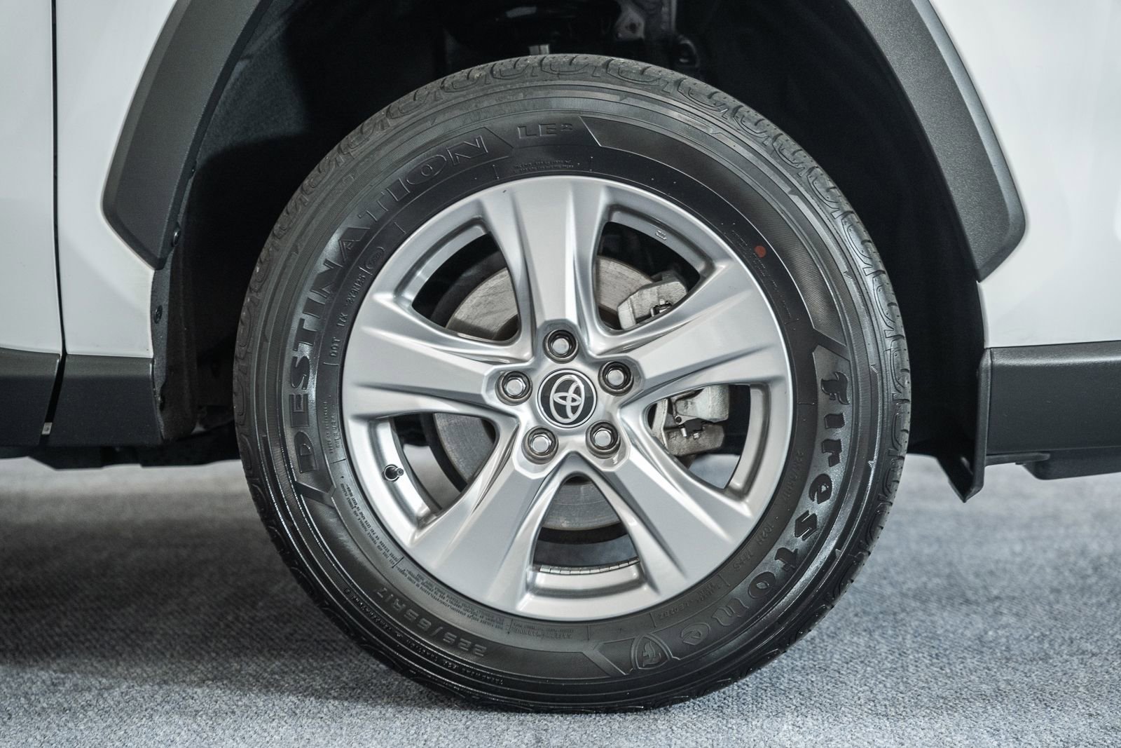 Used 2024 Toyota RAV4 XLE w/ Convenience Package AWD/4WD image 19