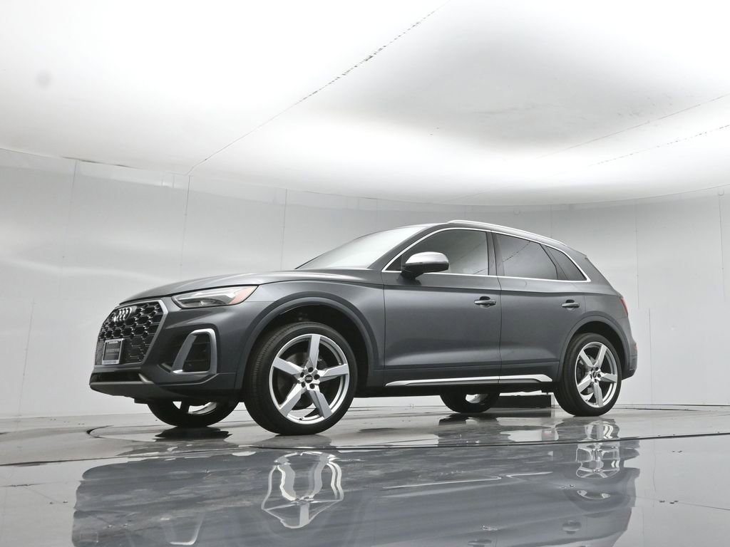Used 2021 Audi SQ5 Premium w/ Convenience Package image 43