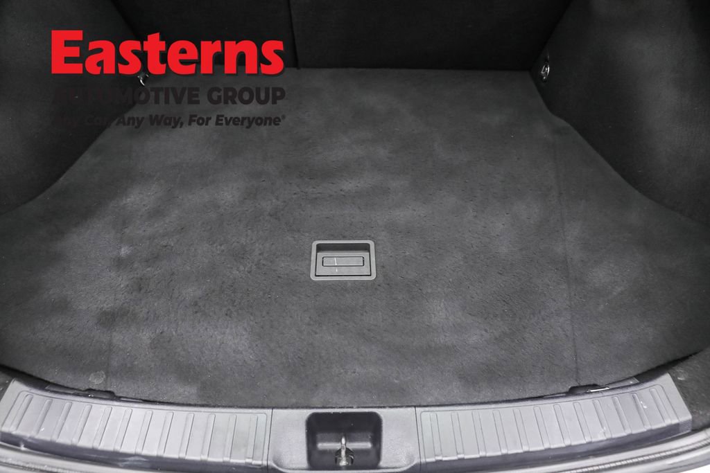 Used 2022 Toyota Prius LE image 9