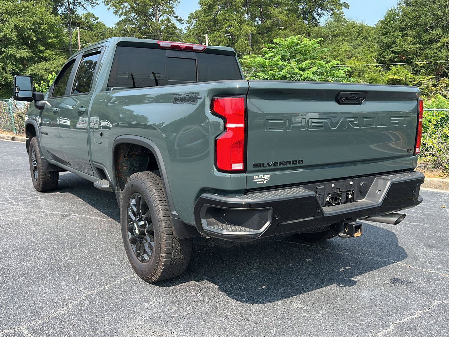Used 2025 Chevrolet Silverado 2500 LT w/ Trail Boss Package AWD/4WD image 3