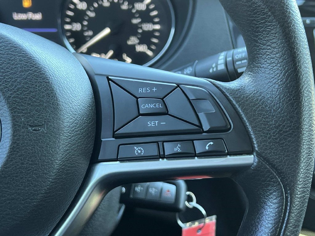 Used 2019 Nissan Rogue S FWD image 27
