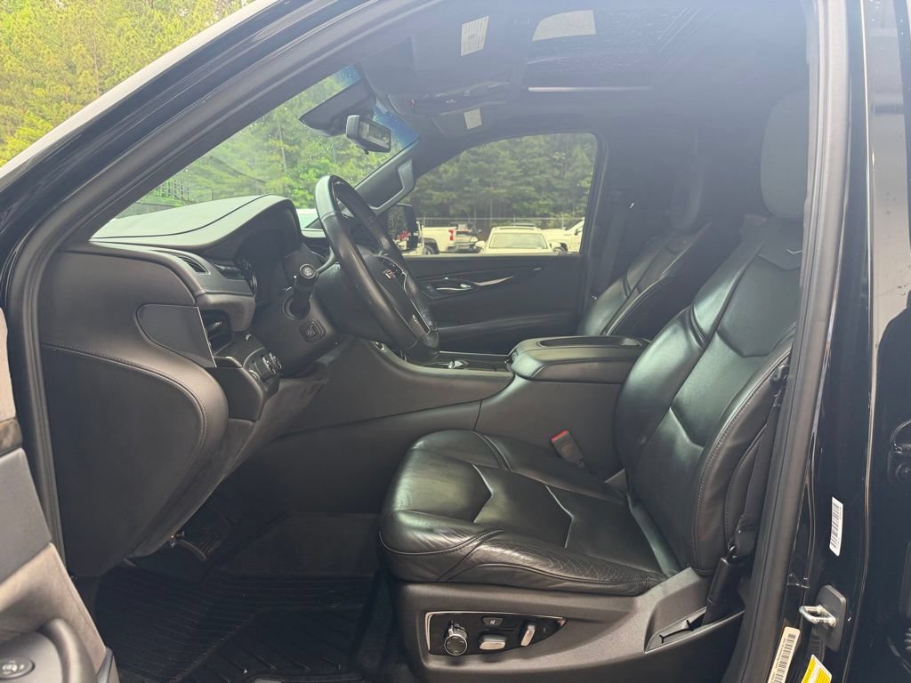 Used 2019 Cadillac Escalade ESV Platinum AWD/4WD image 8