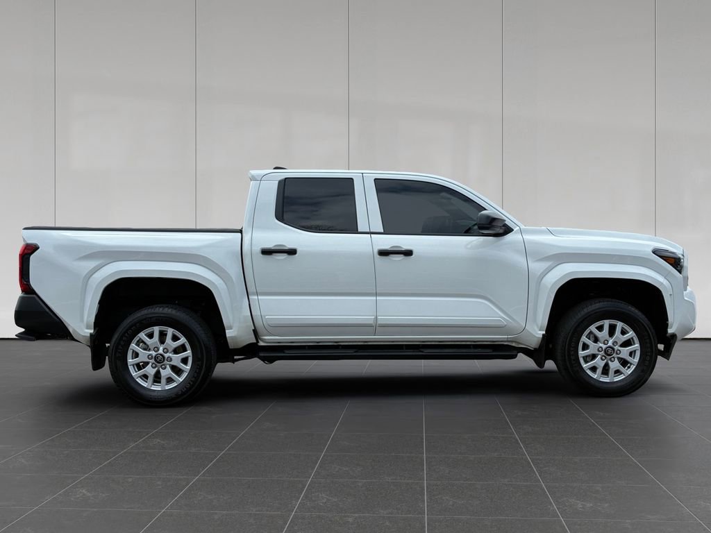 Used 2024 Toyota Tacoma SR image 6