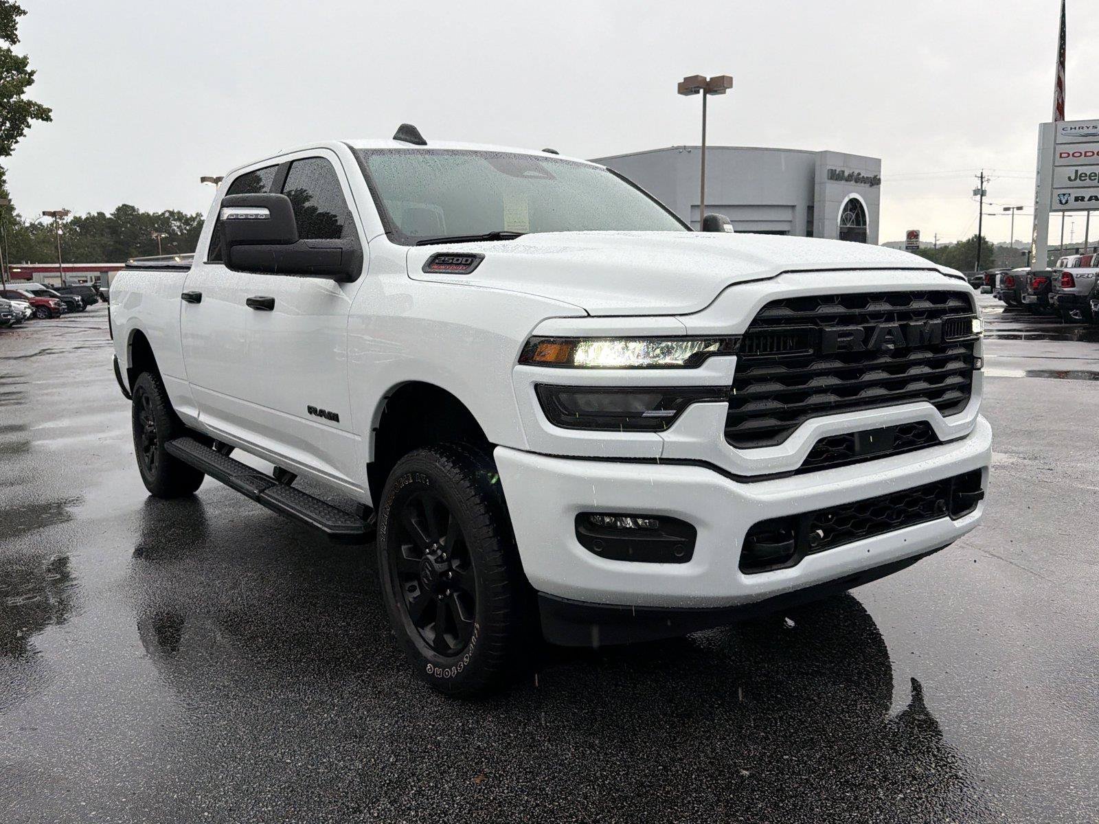 Used 2026 RAM 2500 Big Horn AWD/4WD image 4