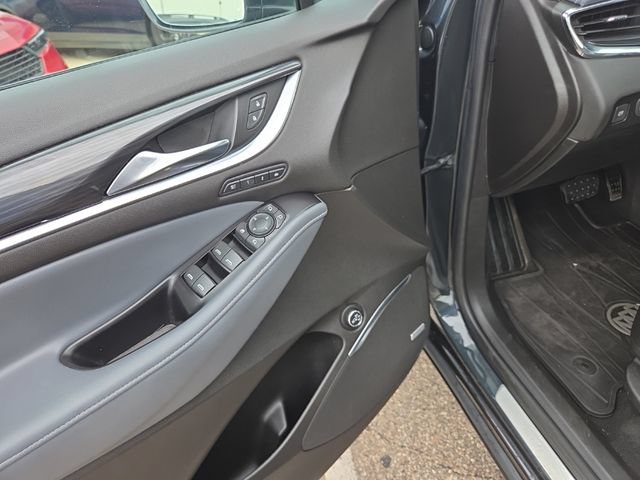 Used 2018 Buick Enclave Premium FWD image 10