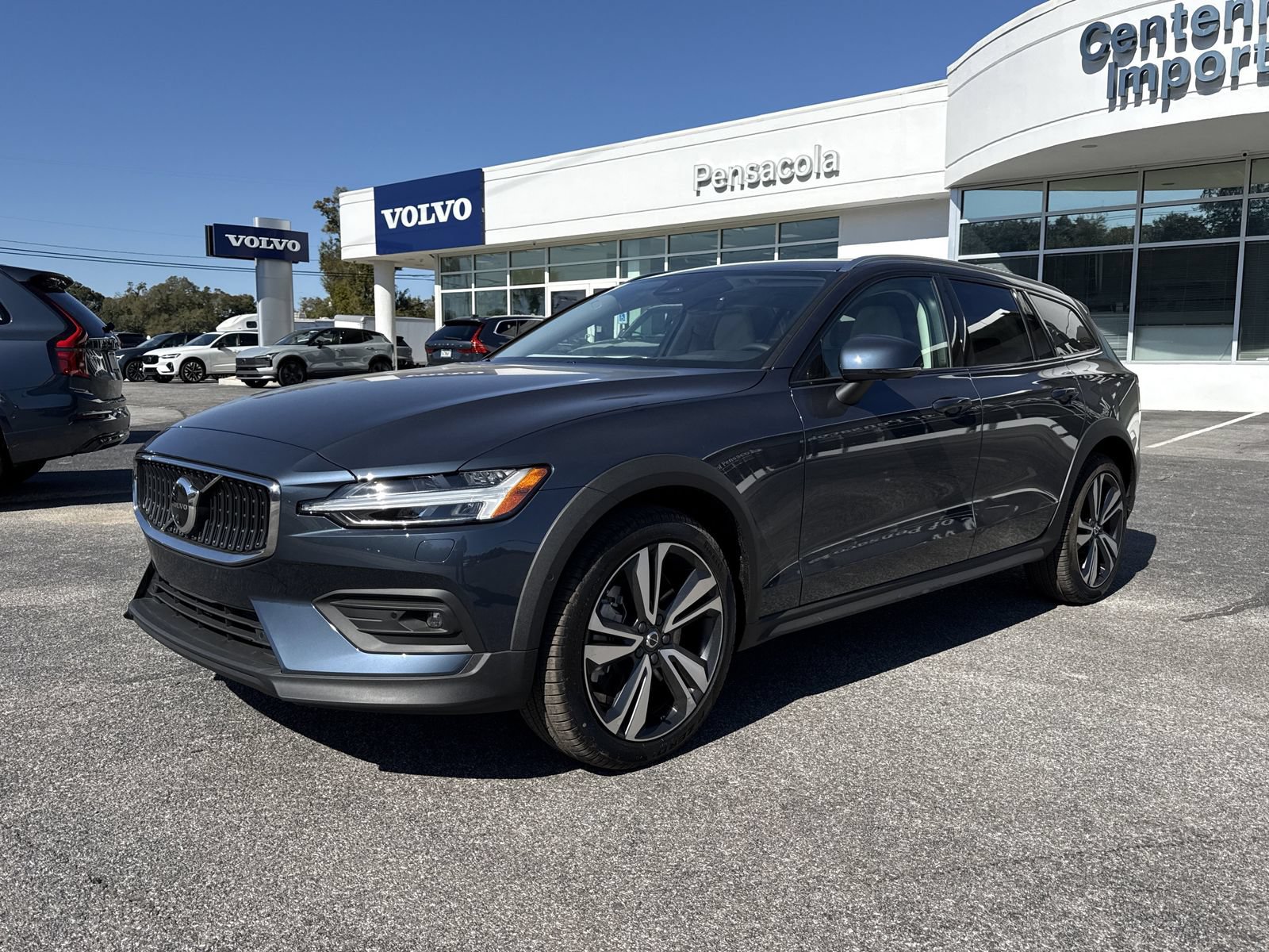 New 2026 Volvo V60 B5 Cross Country Plus w/ Protection Package Premier AWD/4WD image 1
