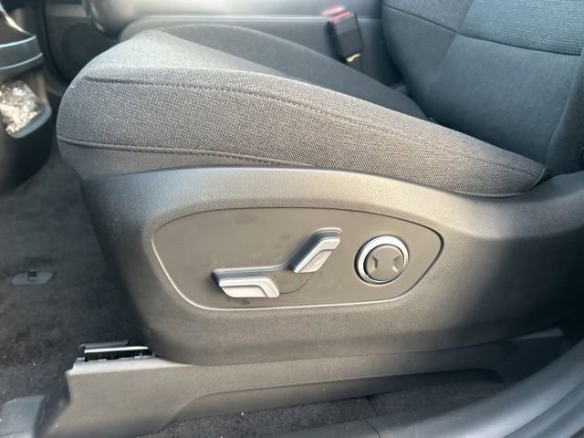 New 2026 Hyundai Ioniq 9 SE image 12