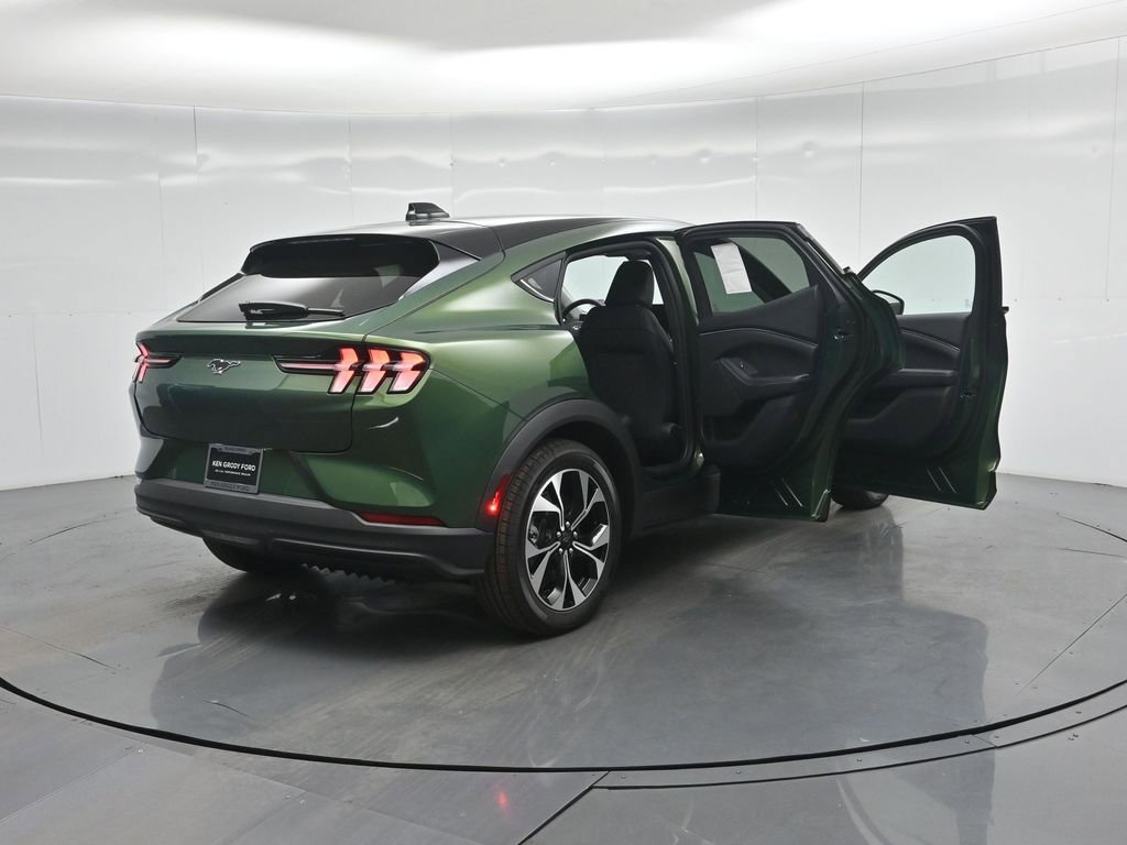 New 2026 Ford Mustang Mach-E Select image 5