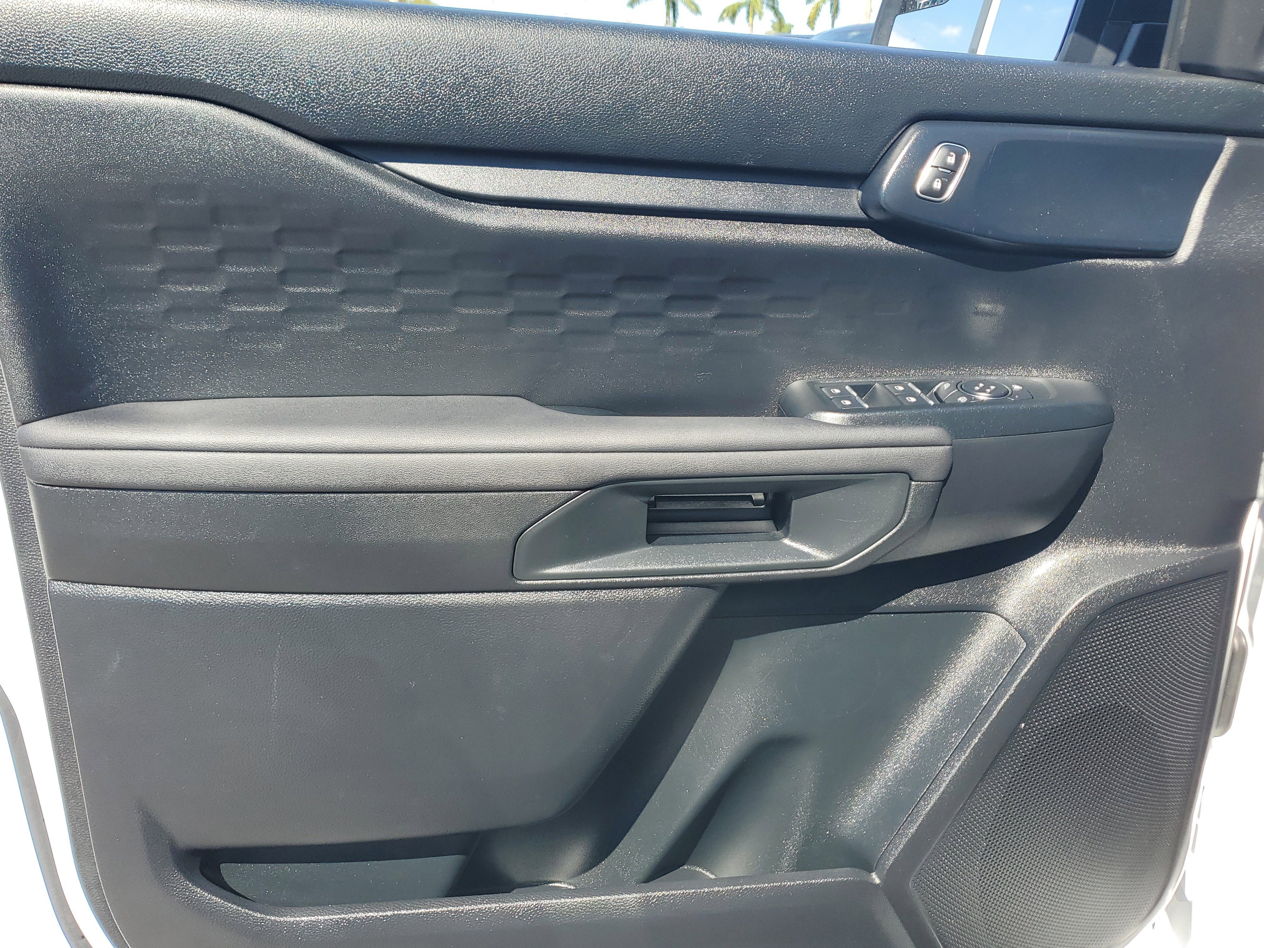 Used 2025 Ford Ranger XL image 25