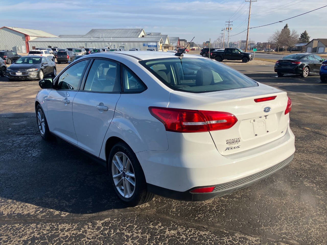 Used 2017 Ford Focus SE w/ Interior Protection Package image 5