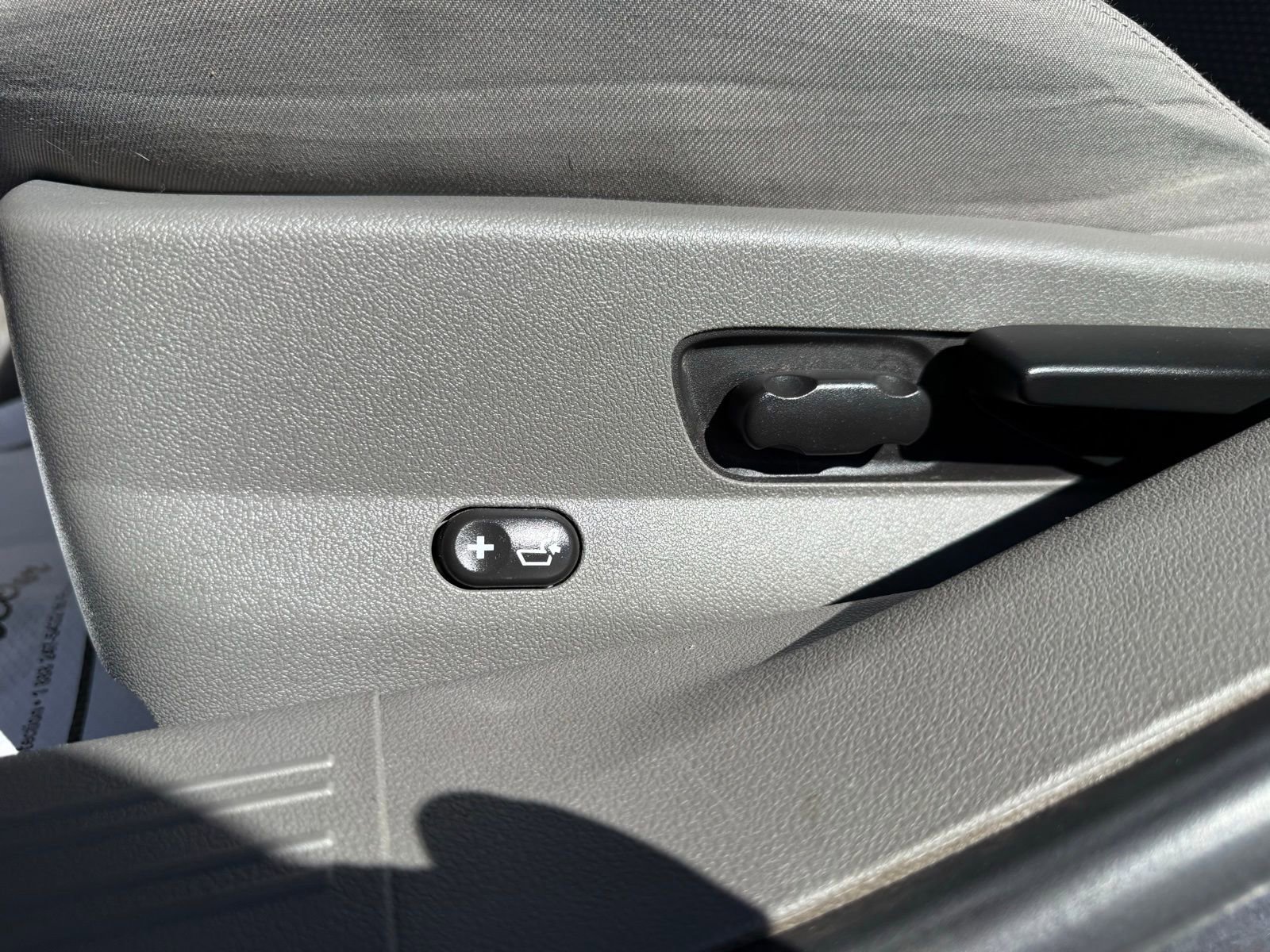 Used 2011 Chevrolet Malibu LT w/ Power Convenience Package image 28