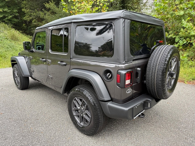 New 2025 Jeep Wrangler Unlimited Sport image 9