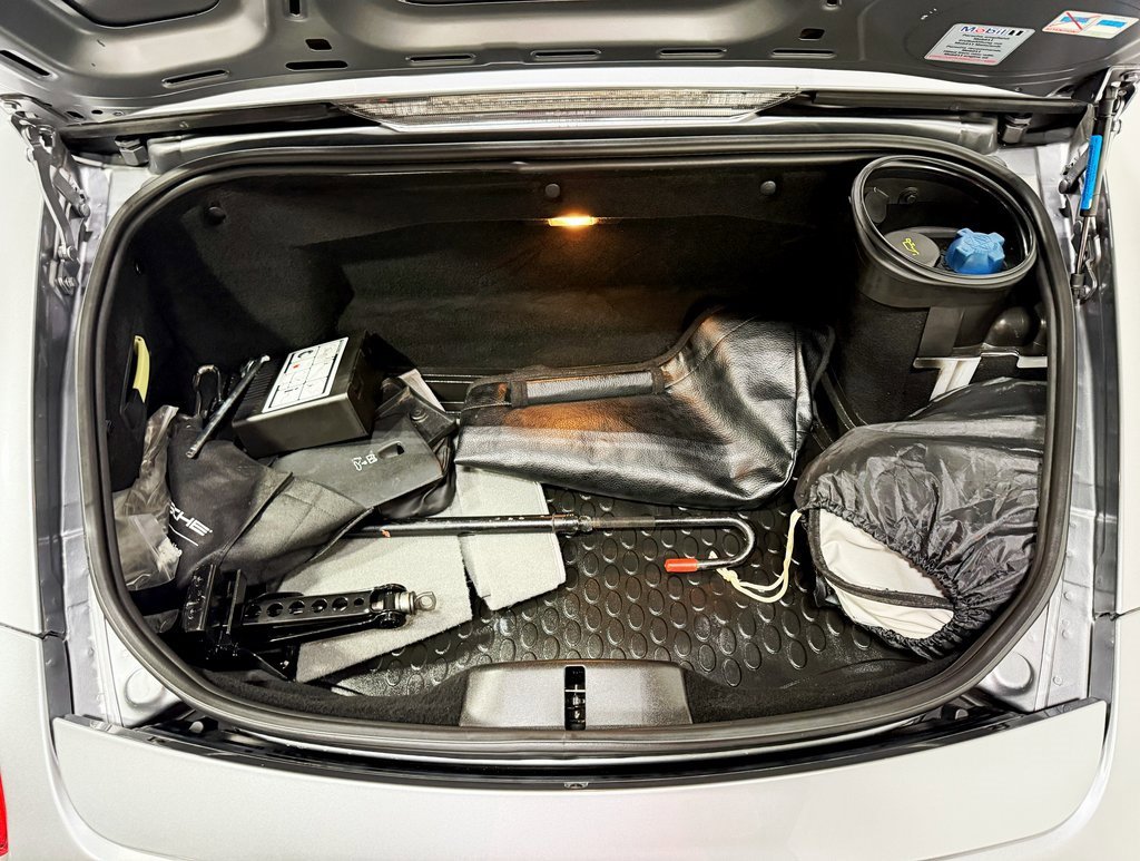 Used 2005 Porsche Boxster S image 28