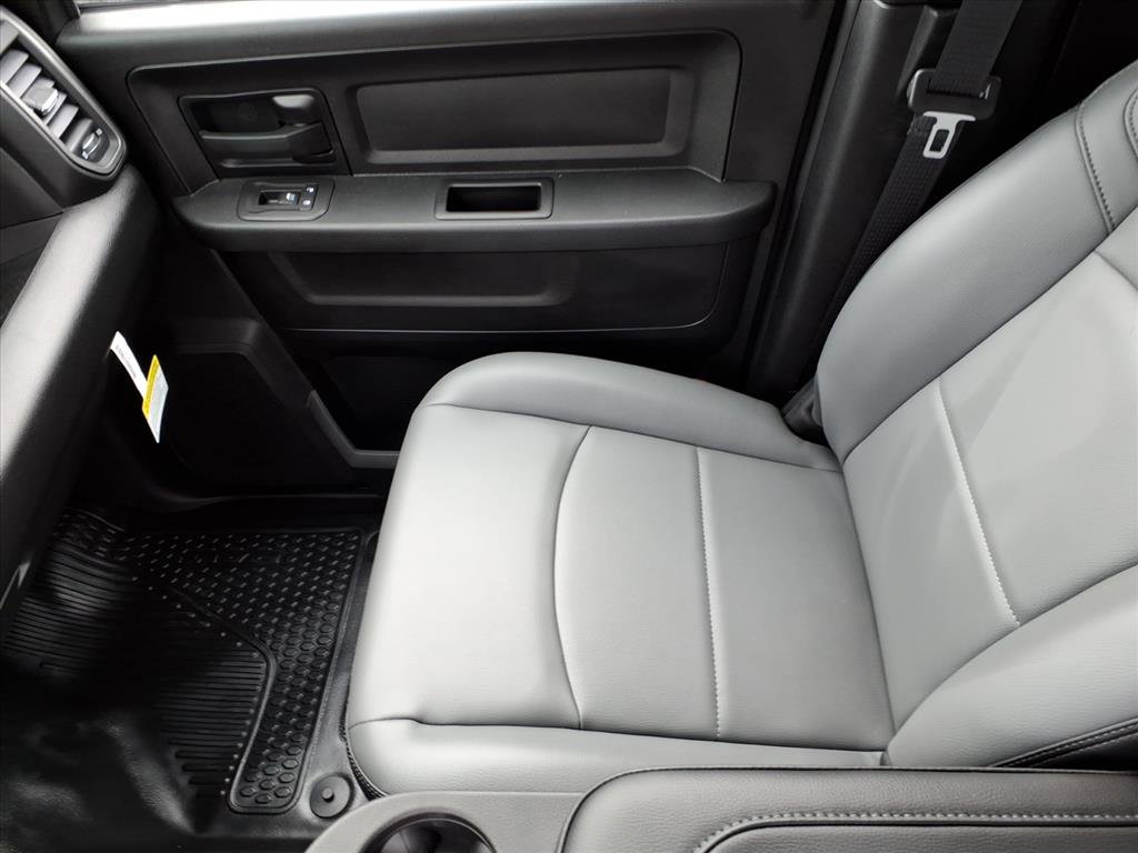 New 2026 RAM 2500 Tradesman w/ Chrome Appearance Group image 34