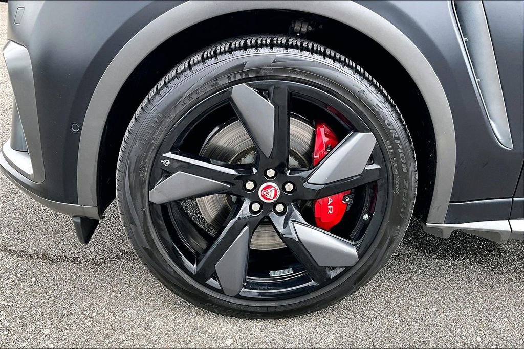 Used 2021 Jaguar F-PACE SVR AWD/4WD image 11
