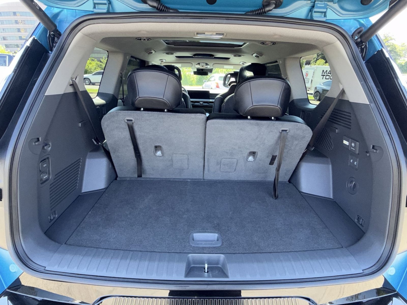 Used 2024 Kia EV9 Land AWD/4WD image 27
