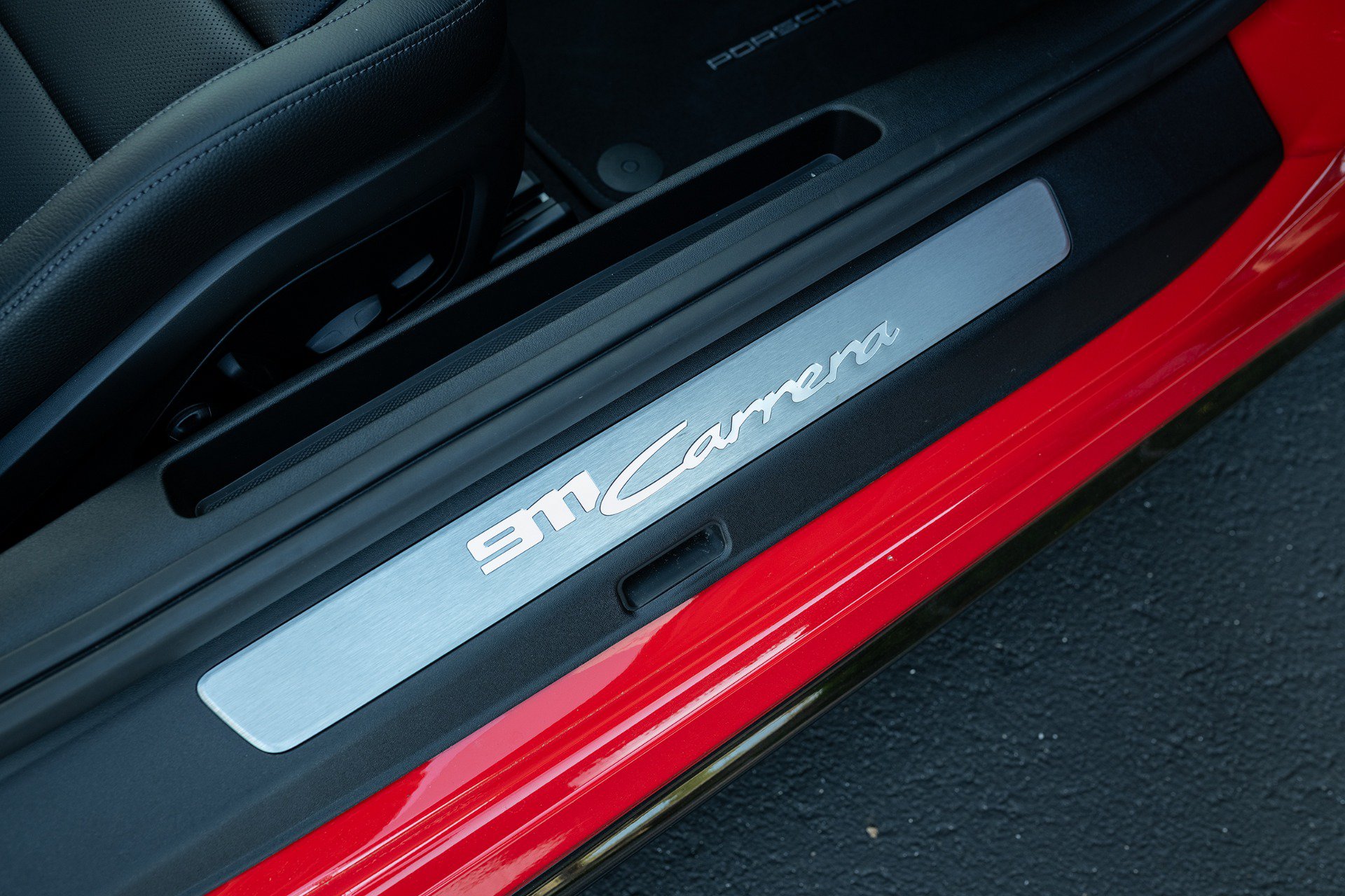 Used 2025 Porsche 911 Carrera RWD image 55