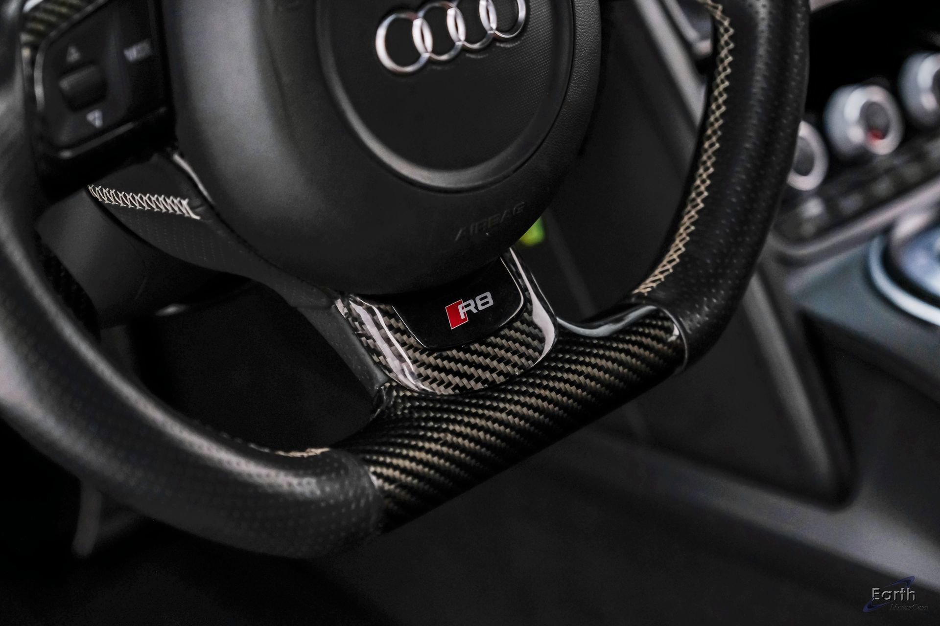 Used 2010 Audi R8 V10 image 52