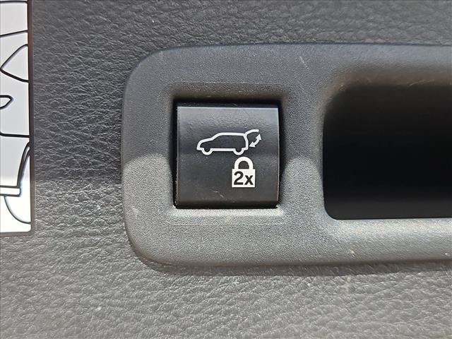 Used 2022 Toyota Sienna XLE FWD image 7