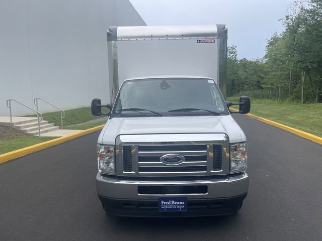 New 2025 Ford E-450 and Econoline 450 Super Duty w/ Driver's Safety Package video 2
